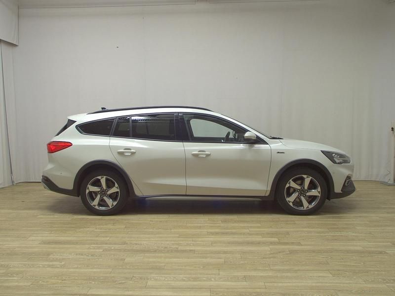 Gebraucht Ford Focus Active 151 PS (111 kW) 2021 Weiss Limousine