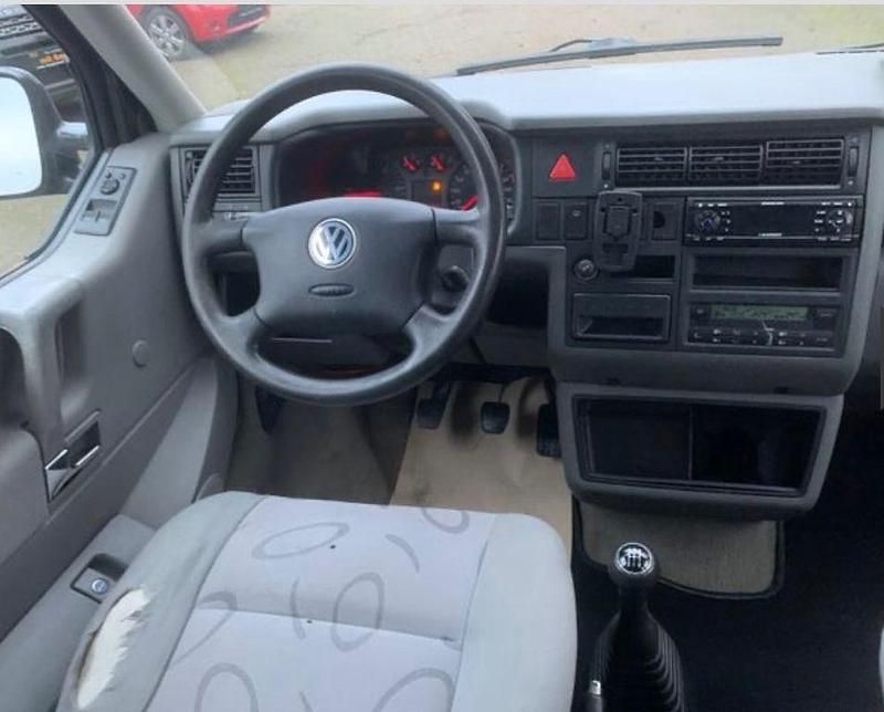 Gebraucht VW T4 102 PS (75 kW) 2001 Beige Van