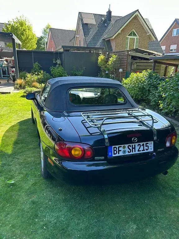 Usata Mazda MX5 140 CV (102 kW) 2000 Nero Cabrio