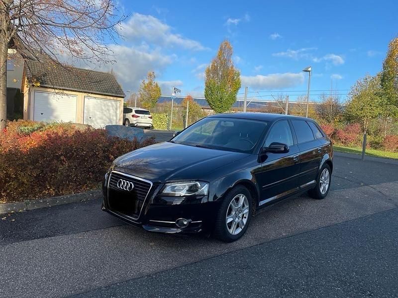 Schwarz Gebraucht 2012 Audi A3 Limousine | 8.500 € (Guter Preis) - Bild 1/4