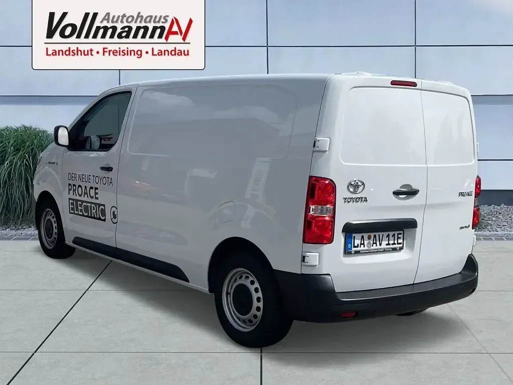 Gebraucht Toyota Proace Comfort 100 kW (136 PS) 2023 Weiß Van / Kleinbus