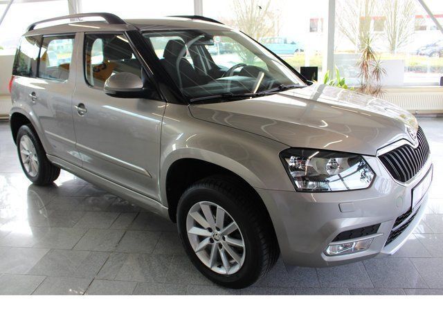 Gebraucht Skoda Yeti Ambition 110 PS (80 kW) 2015 Beige metallic SUV