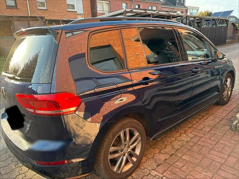 Gebraucht VW Touran R-line 150 PS (110 kW) 2016 Blau Van / Kleinbus