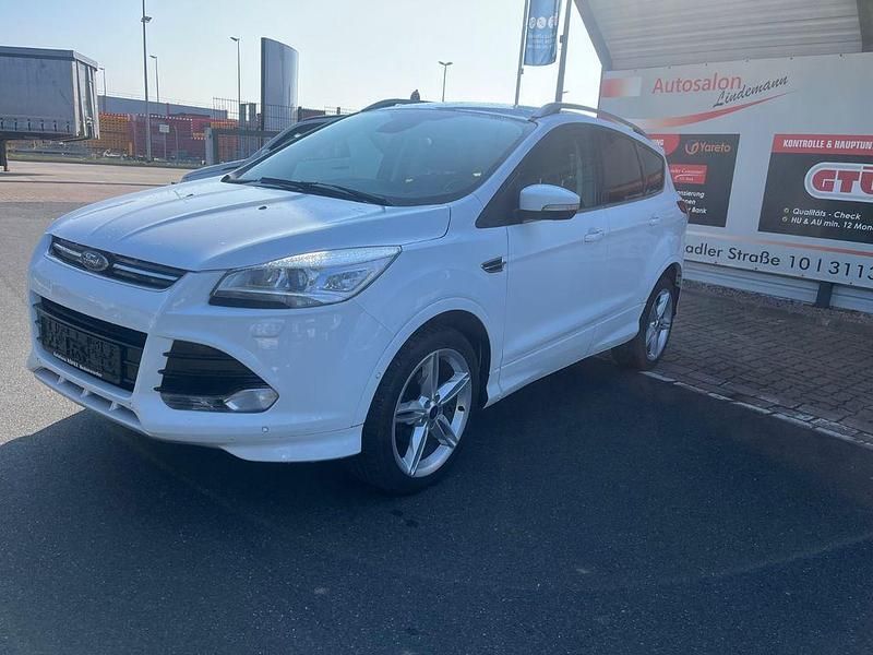 Gebraucht Ford Kuga Individual 150 PS (110 kW) 2016 Weiß SUV