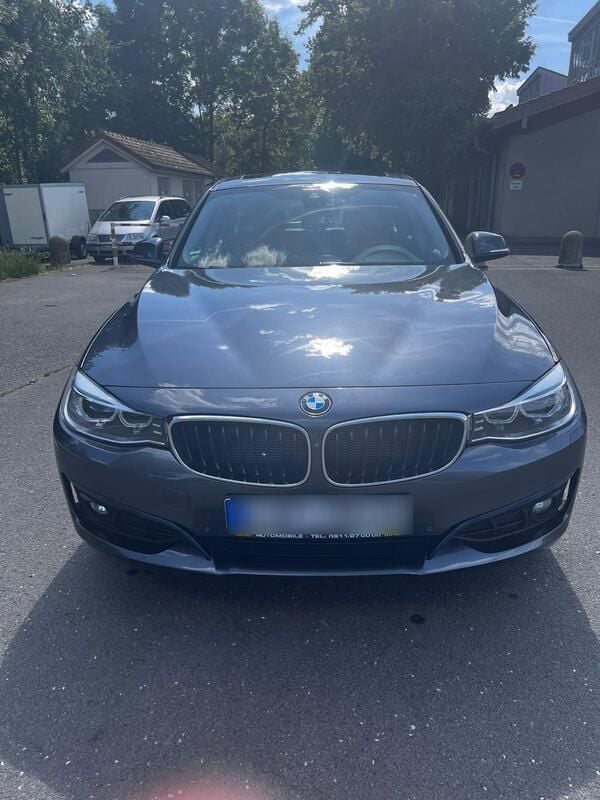 Gebraucht 2013 BMW 320 Sport Line Limousine | 13.800 € (Fairer Preis) - Bild 1/4