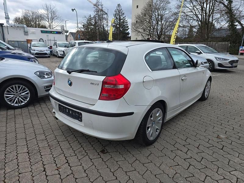 Gebraucht BMW 116 Advantage 122 PS (89 kW) 2009 Weiß Kleinwagen