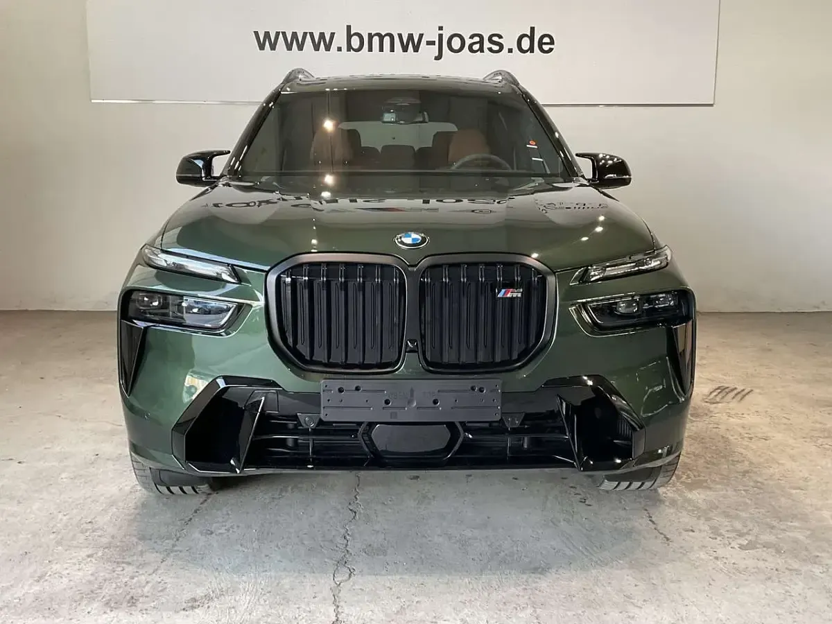 Gebraucht BMW X7 M Sport 542 PS (398 kW) 2026 Grün SUV