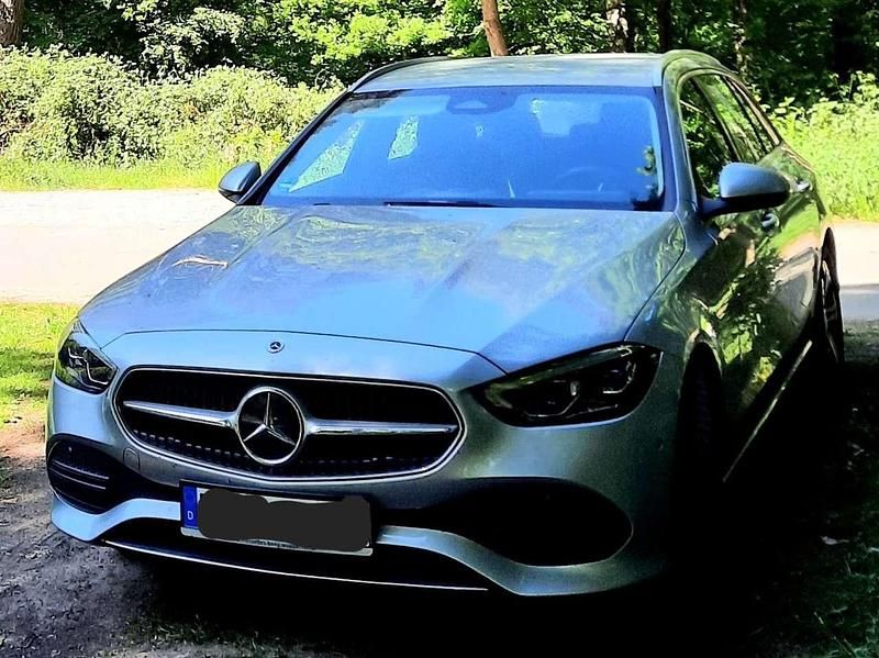 Silber Gebraucht 2021 Mercedes C220 Avantgarde Kombi | 31.900 € (Guter Preis) - Bild 1/4