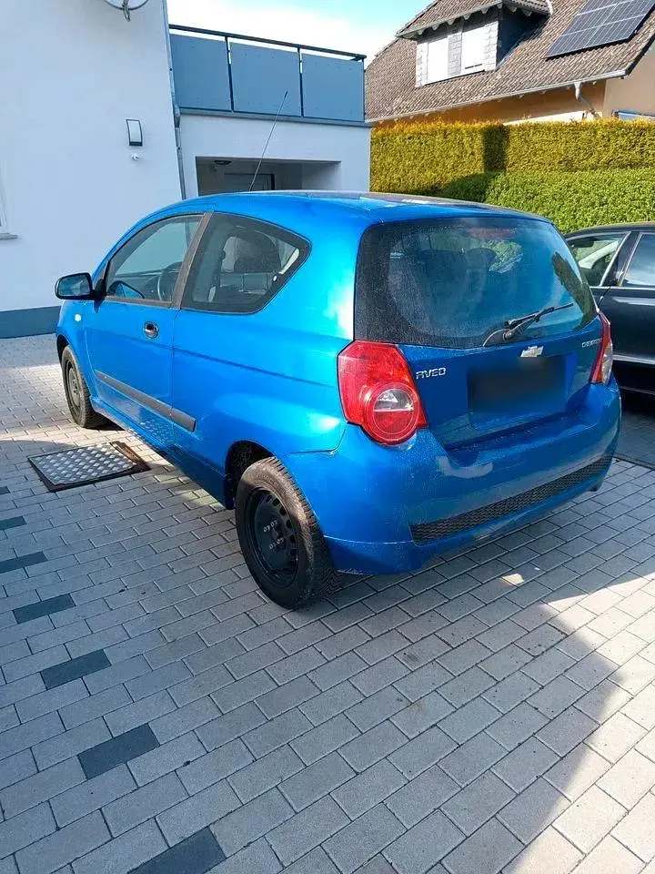 Gebraucht Chevrolet Aveo 84 PS (61 kW) 2010 Blau Kleinwagen