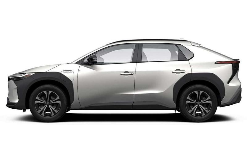 Sonic silver metallic Neu 2025 Toyota bZ4X SUV | 32.607 € - Bild 1/3