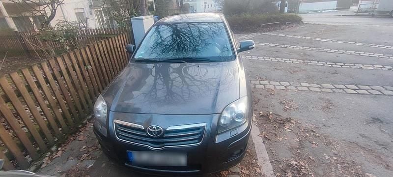 Gebraucht Toyota Avensis T2 177 PS (130 kW) 2009 Grau Limousine