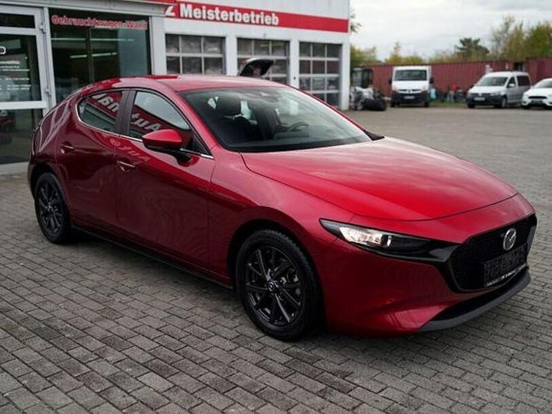 Gebraucht Mazda 3 Selection 162 PS (119 kW) 2021 Rot Limousine