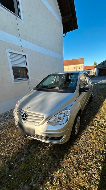Gebraucht Mercedes B170 2008 Silber Van / Kleinbus