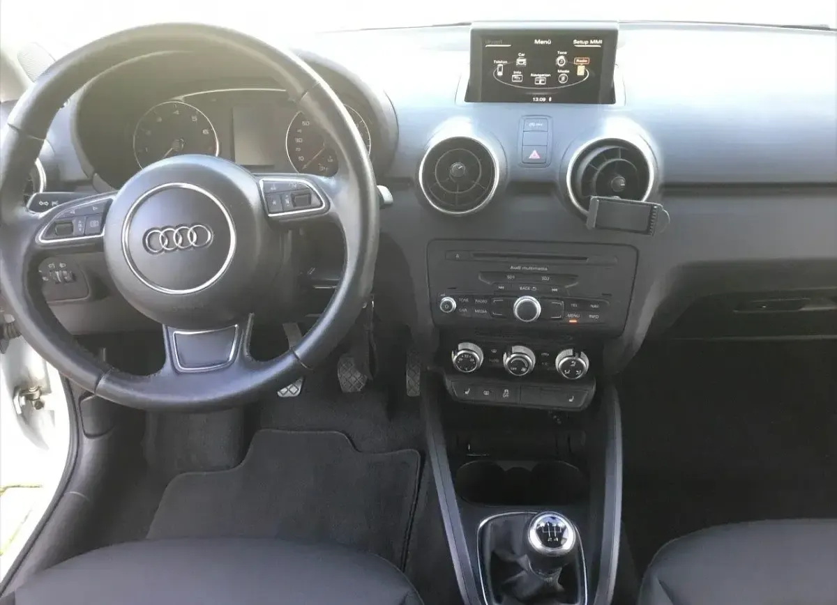 Gebraucht Audi A1 Ambition 86 PS (63 kW) 2014 Weiß Kleinwagen