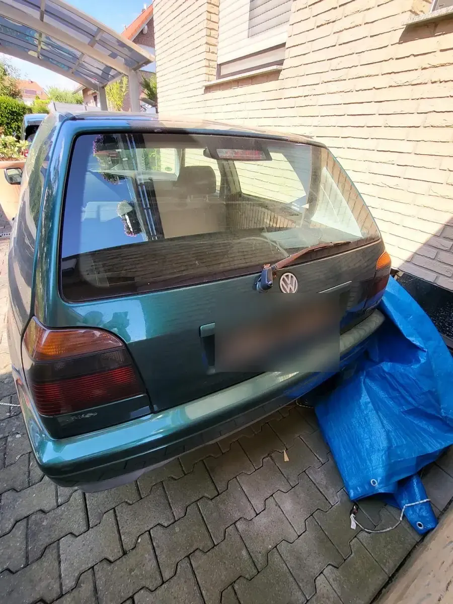 Gebraucht VW Golf III 60 PS (44 kW) 1997 Grün Kleinwagen