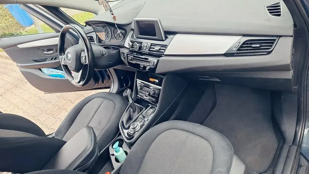 Gebraucht BMW 216 150 PS (110 kW) 2015 Blau Van / Kleinbus