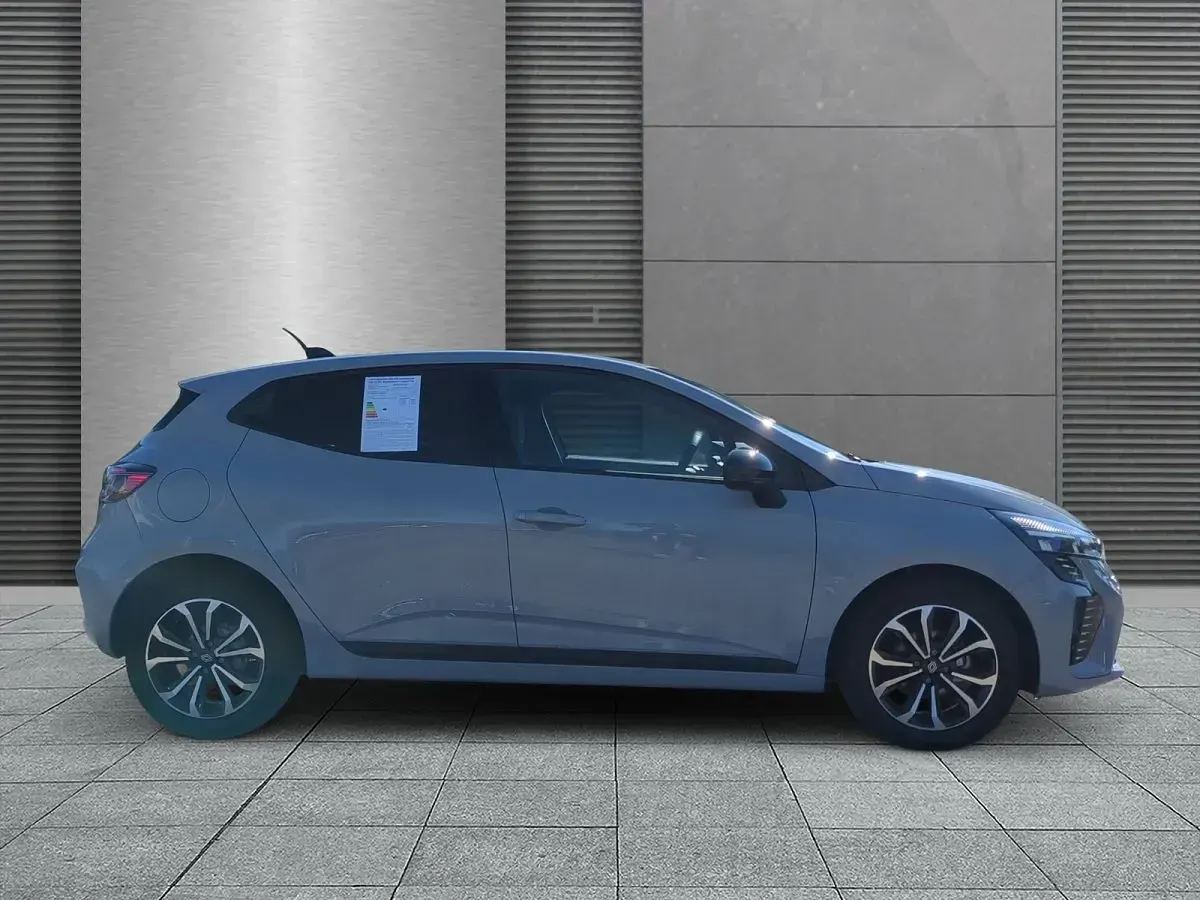 Brugt Renault Clio V Techno 90 HK (66 kW) 2025 Grå Hatchback
