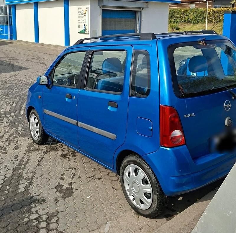 Usata Opel Agila 2001 Blu Monovolume