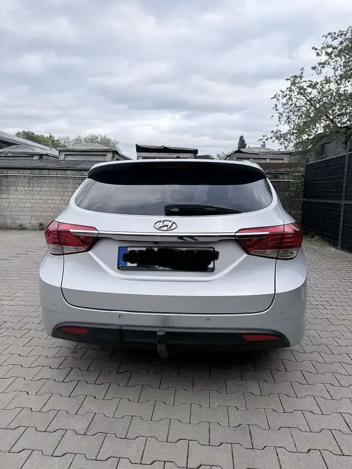 Gebraucht Hyundai i40 136 PS (100 kW) 2012 Kombi