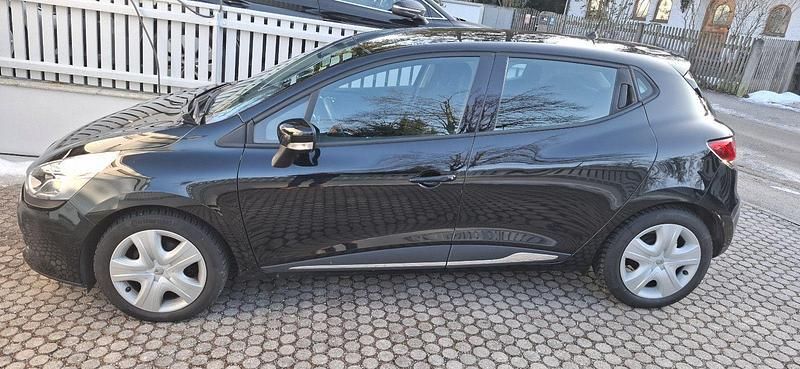Gebraucht Renault Clio IV Dynamique 73 PS (53 kW) 2014 Schwarz Kleinwagen