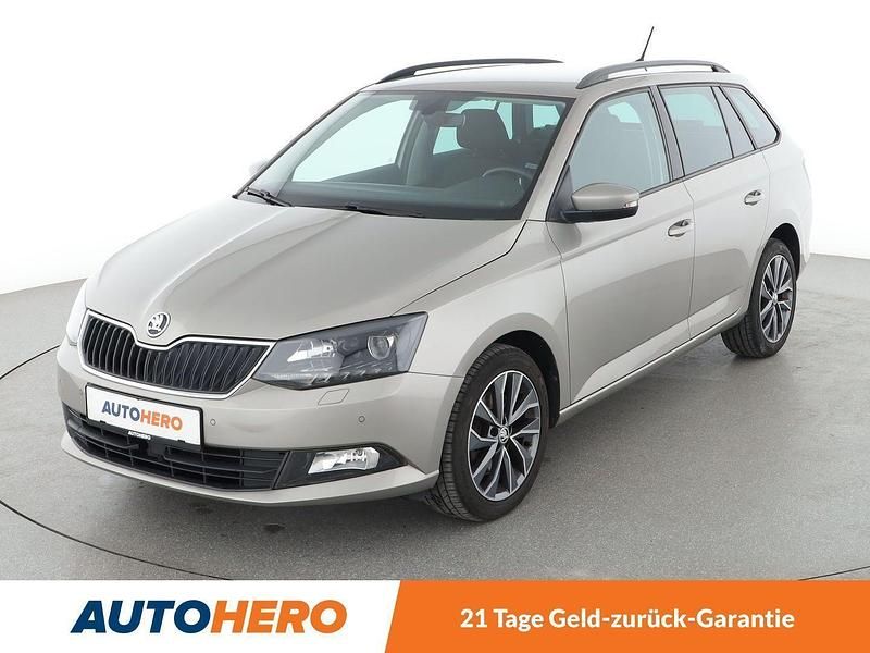 Grau Gebraucht 2018 Skoda Fabia Ambition Kleinwagen | 9.840 € (Fairer Preis) - Bild 1/3
