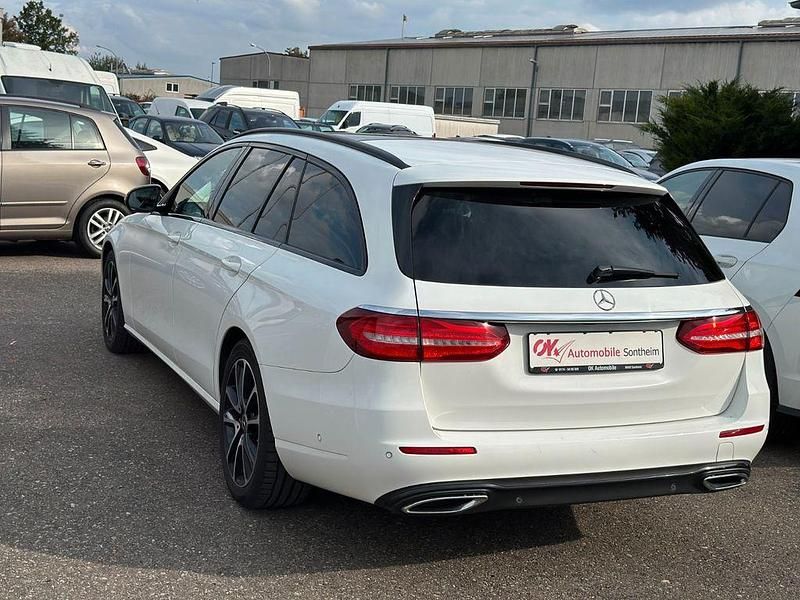 Brugt Mercedes E220 Night 194 HK (142 kW) 2017 Hvid Sedan