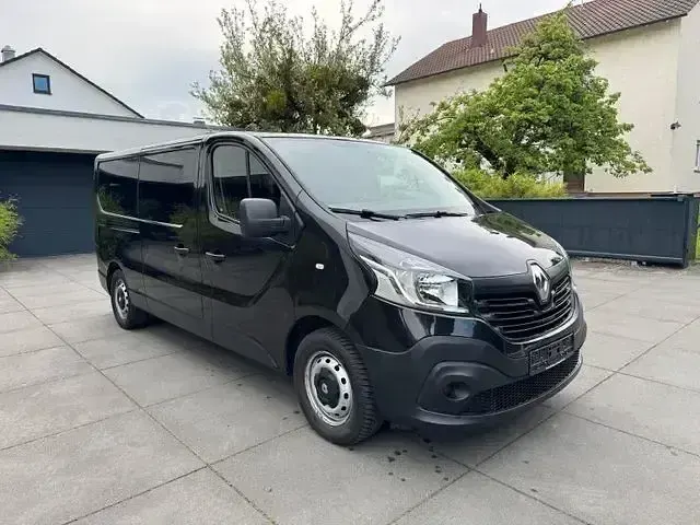 Brugt Renault Trafic Authentique 140 HK (102 kW) 2011 Sort MPV