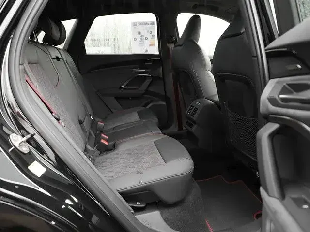 Gebraucht Audi Q5 S-Line 204 PS (150 kW) 2025 Mythosschwarz metallic SUV