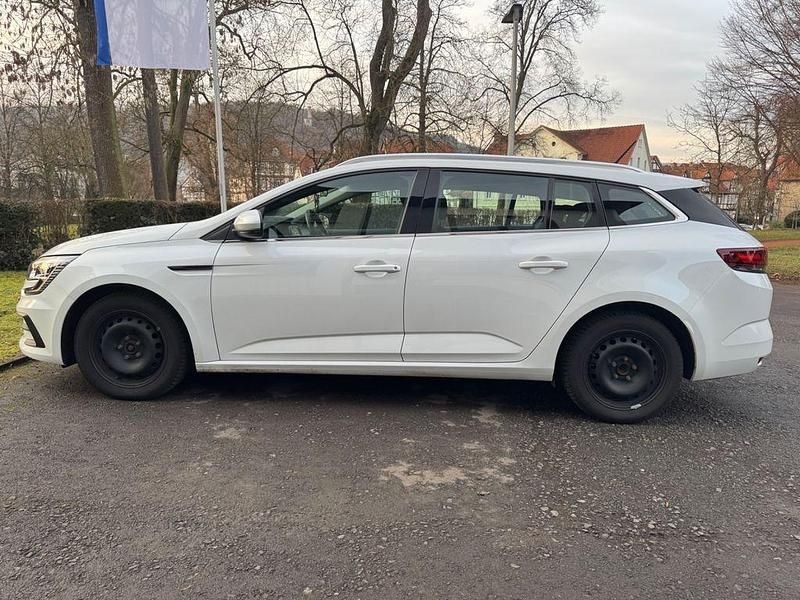 Gebraucht Renault Mégane IV Techno 116 PS (85 kW) 2021 Weiß Limousine