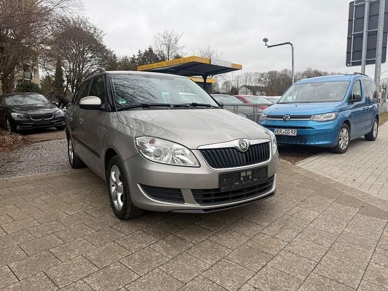 Gebraucht Skoda Fabia Family 86 PS (63 kW) 2012 Beige Kombi