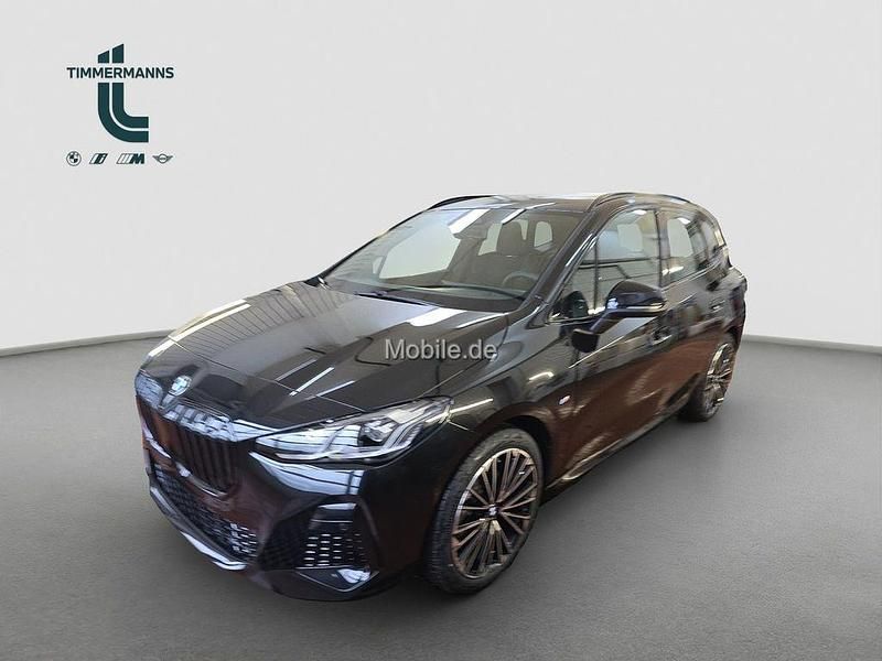 Schwarz Neu 2025 BMW 218 Active Tourer M Sport Van / Kleinbus | 41.390 € (Teuer) - Bild 1/4