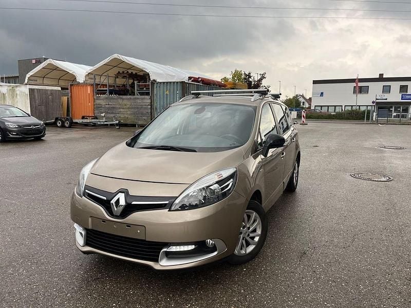 Beige Gebraucht 2016 Renault Scénic III LIMITED Van / Kleinbus | 6.600 € (Guter Preis) - Bild 1/4