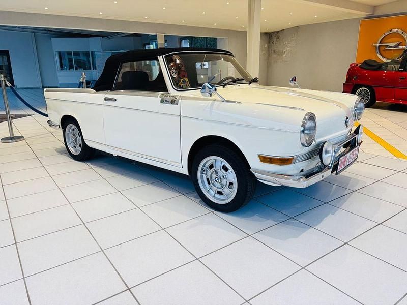 Weiß Gebraucht 1968 BMW 700 Sport Line Cabrio | 39.700 € - Bild 1/4