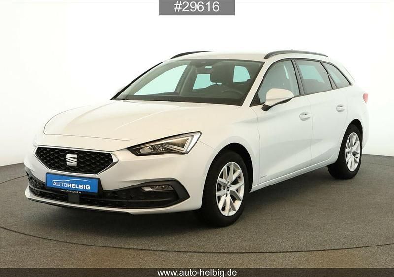 Nevada weiss metallic Gebraucht 2022 Seat Leon ST Style Kombi | 19.990 € (Fairer Preis) - Bild 1/4