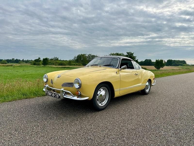 Gelb Gebraucht 1969 VW Karmann Ghia Karmann Coupé | 18.500 € - Bild 1/4