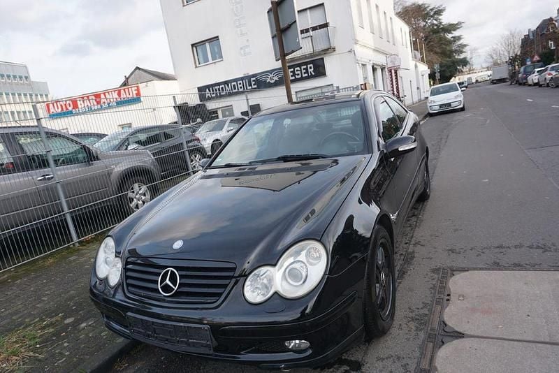 Schwarz Gebraucht 2003 Mercedes C320 | 2.999 € (Guter Preis) - Bild 1/4