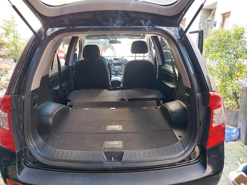 Używany Kia Carens 140 KM (102 kW) 2007 Czarny Minivan