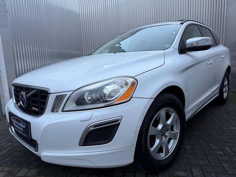 Gebraucht Volvo XC60 R-Design 215 PS (158 kW) 2011 Weiß SUV
