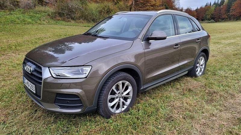 Gebraucht Audi Q3 Design 184 PS (135 kW) 2015 Braun SUV