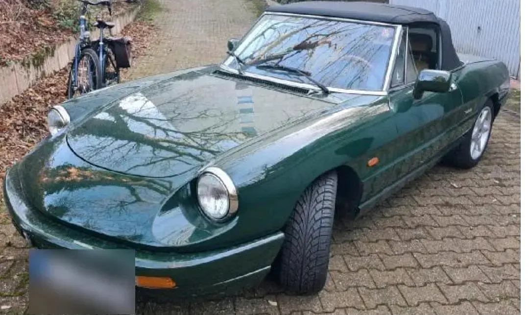 Gebraucht Alfa Romeo Spider 120 PS (88 kW) 1992 Grün Cabrio