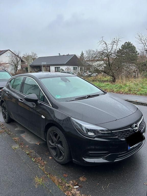 Schwarz Gebraucht 2020 Opel Astra Limousine | 16.250 € (Fairer Preis) - Bild 1/4