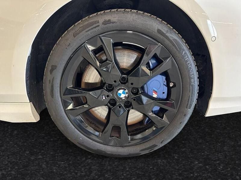 Gebraucht BMW M135 Shadowline 300 PS (220 kW) 2024 Alpinweiss Kleinwagen