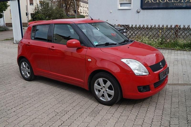 Rot Gebraucht 2009 Suzuki Swift Comfort Limousine | 3.900 € (Fairer Preis) - Bild 1/4