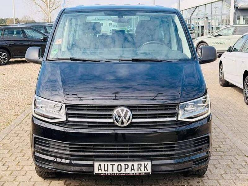 Second-hand VW Multivan 150 CP (110 kW) 2018 Negru Monovolum