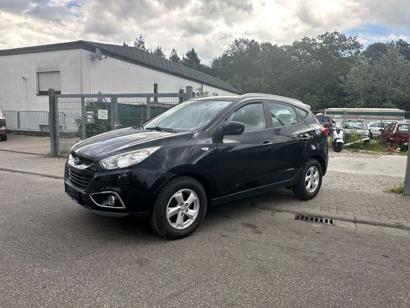 Schwarz Gebraucht 2013 Hyundai ix35 Edition SUV | 4.399 € (Superpreis) - Bild 1/4