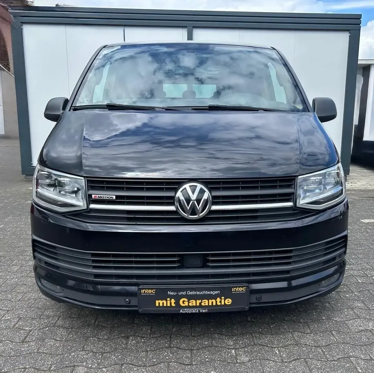Gebraucht VW Multivan 150 PS (110 kW) 2016 Schwarz Van / Kleinbus