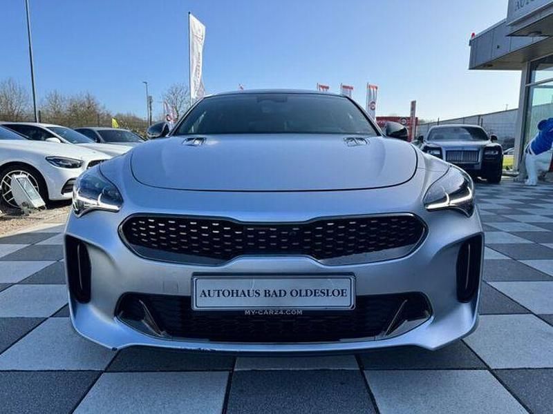 Gebraucht Kia Stinger GT 366 PS (269 kW) 2023 Grün Kleinwagen