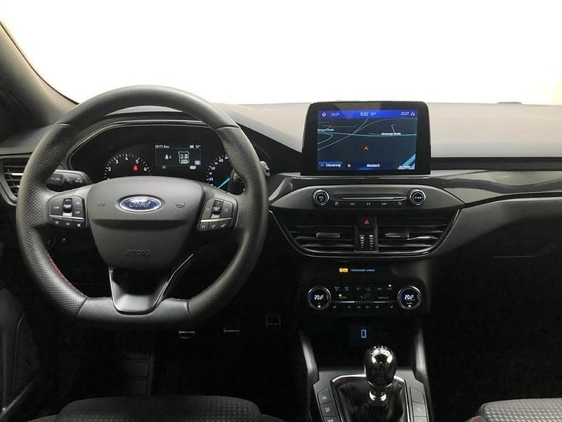 Gebraucht Ford Focus ST-Line 182 PS (133 kW) 2020 Schwarz Limousine