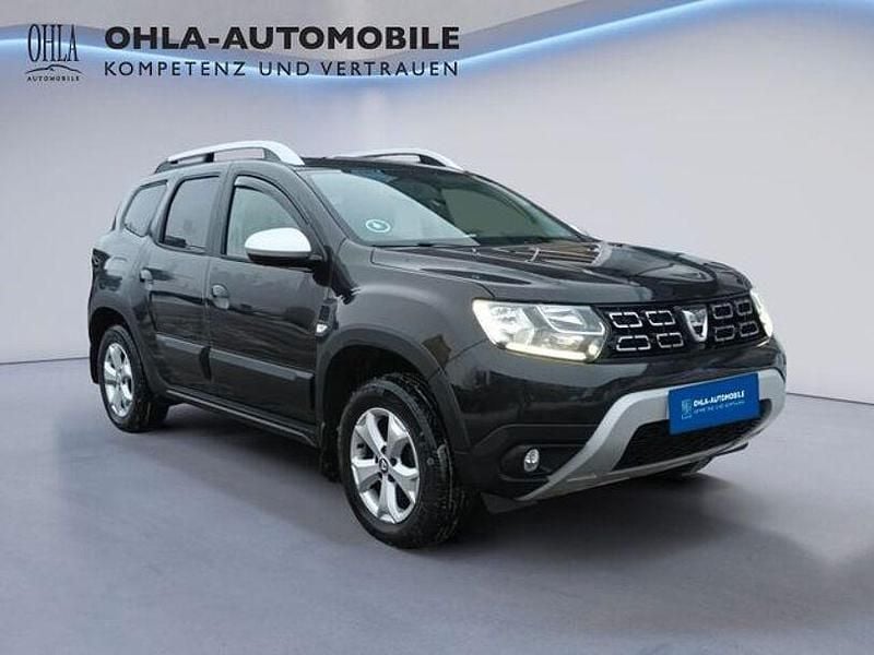 Gebraucht Dacia Duster Comfort 101 PS (74 kW) 2020 Perlmuttschwarz SUV