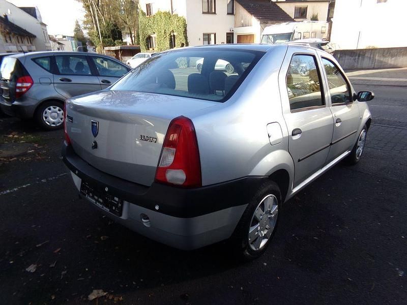 Gebraucht Dacia Logan Lauréate 75 PS (55 kW) 2008 Silber Limousine